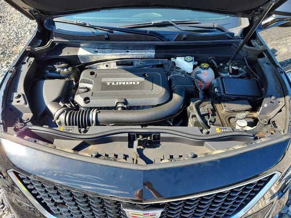 2019 CADILLAC XT4 Sport