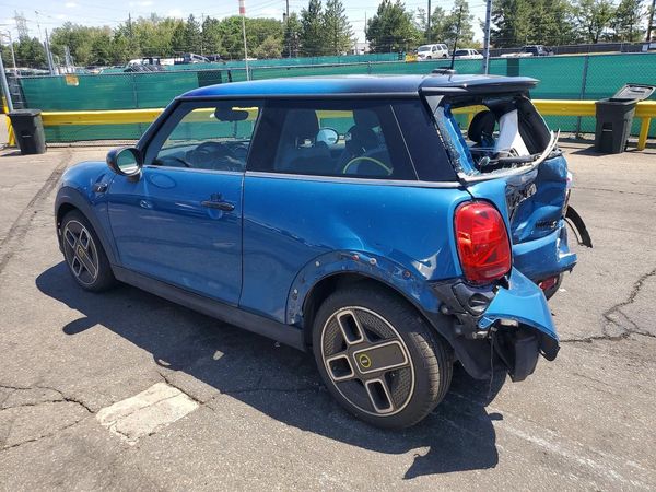 2022 MINI COOPER
