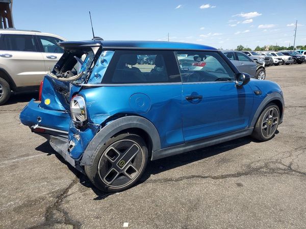 2022 MINI COOPER