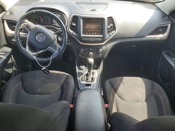 2016 JEEP CHEROKEE LATITUDE 4X4