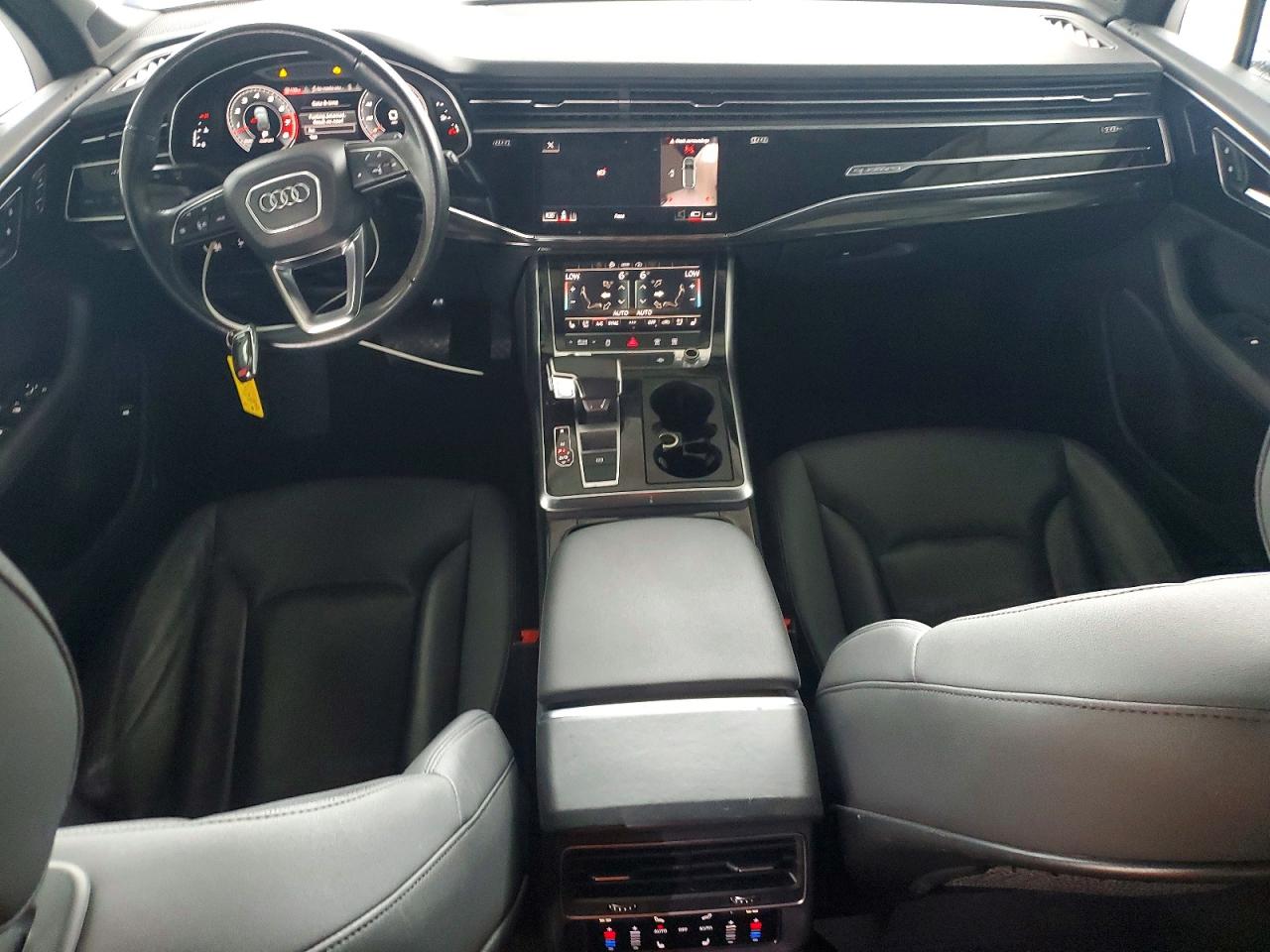 2021 AUDI Q7 quattro Premium Plus