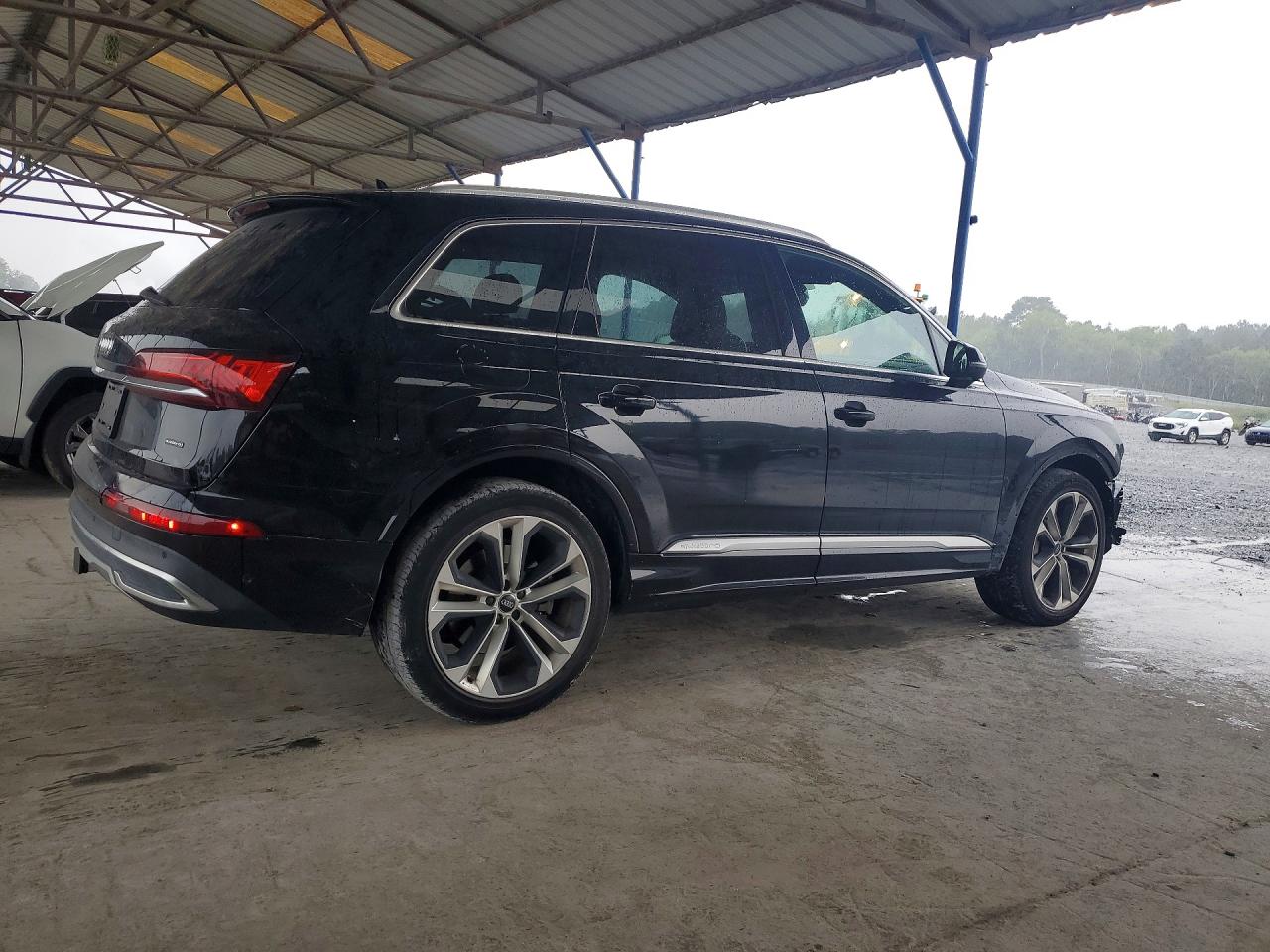 2021 AUDI Q7 quattro Premium Plus