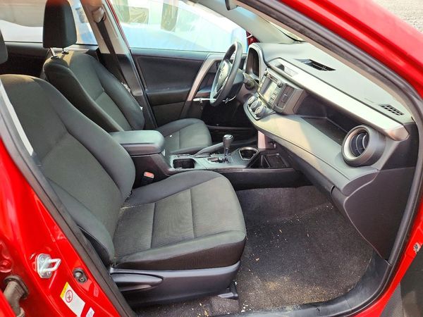 2016 TOYOTA RAV4 LE (X Grade)