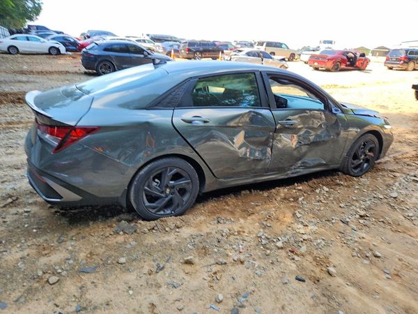 2026 HYUNDAI ELANTRA