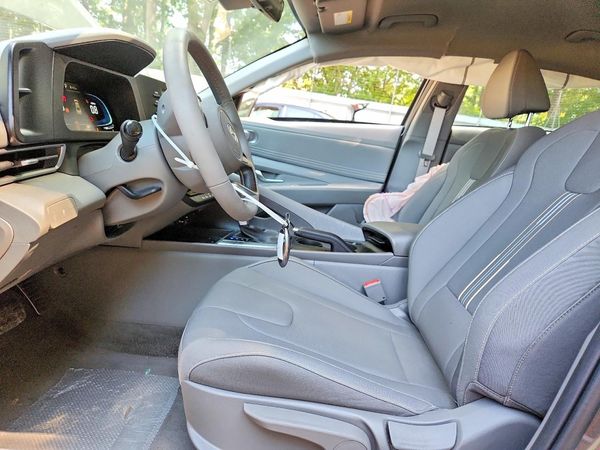 2026 HYUNDAI ELANTRA