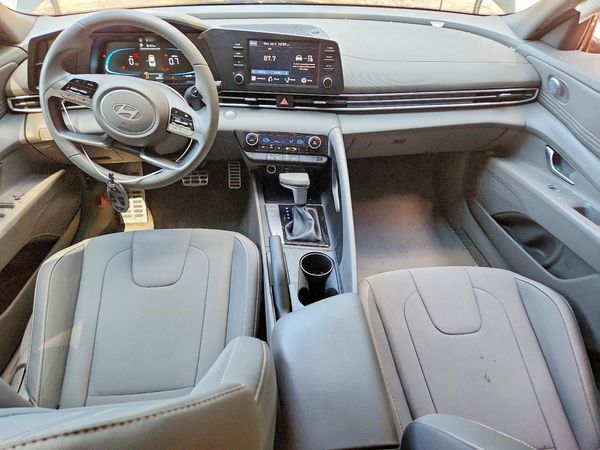 2026 HYUNDAI ELANTRA