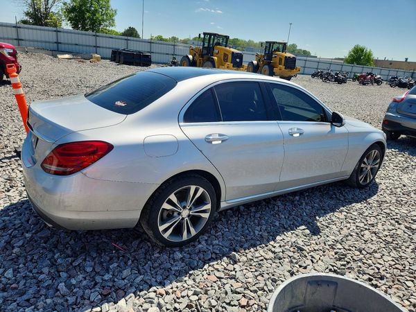2015 MERCEDES-BENZ C 4-MATIC