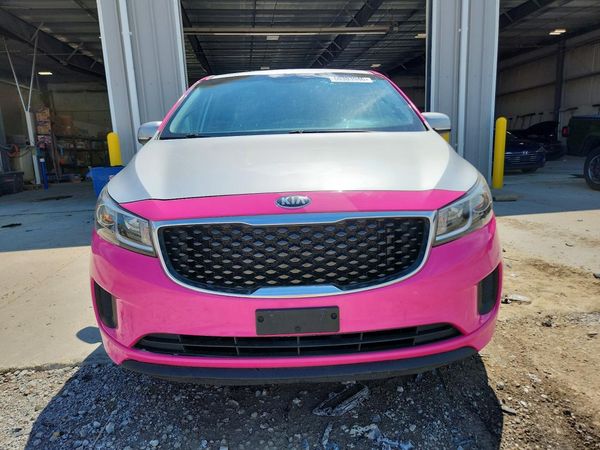 2018 KIA SEDONA LX
