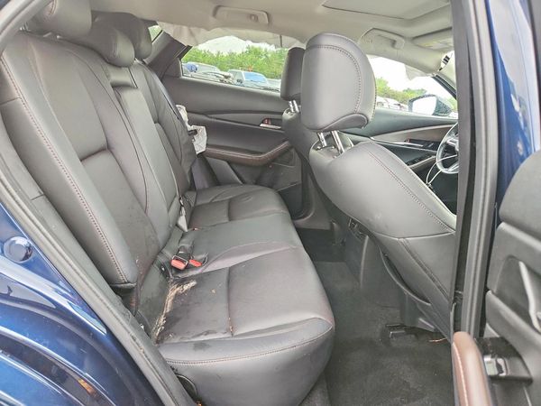 2023 MAZDA CX-30 Premium Package