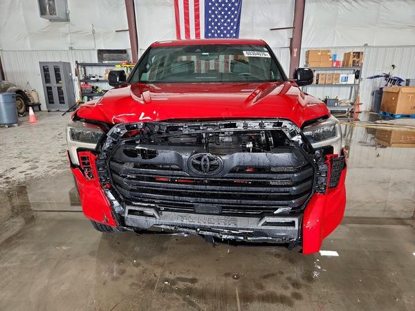 2025 TOYOTA TUNDRA SR5