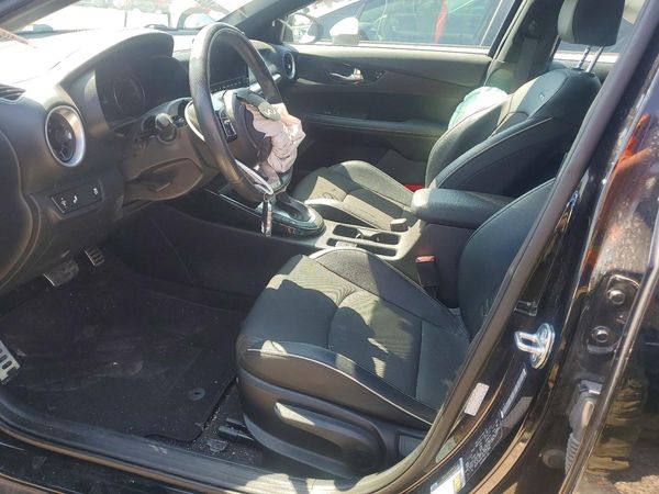 2024 KIA FORTE GT Line