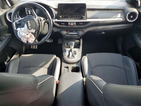 2024 KIA FORTE GT Line