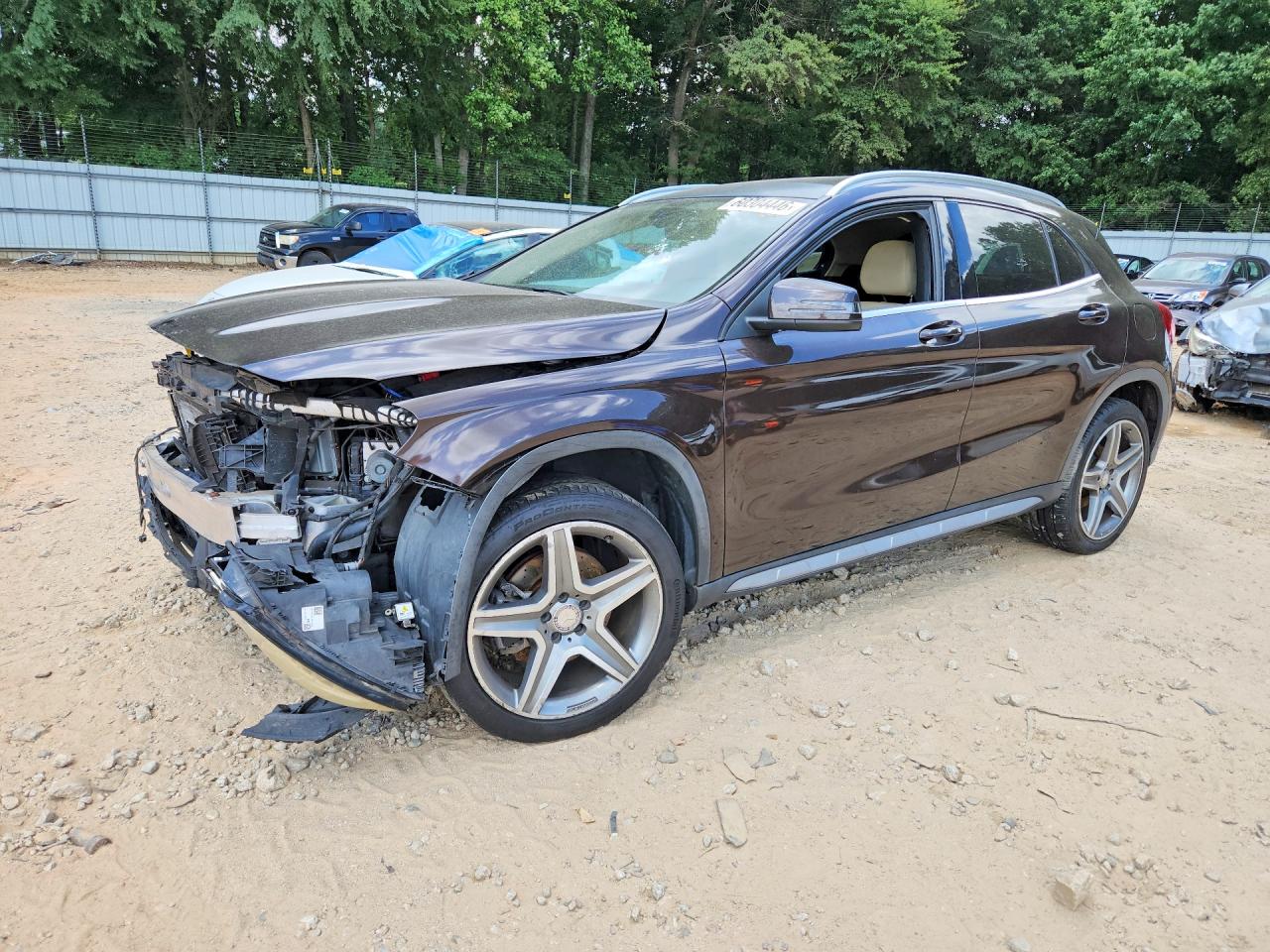 2015 MERCEDES-BENZ GLA