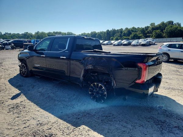 2024 TOYOTA TUNDRA Limited