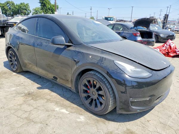 2022 TESLA MODEL Y