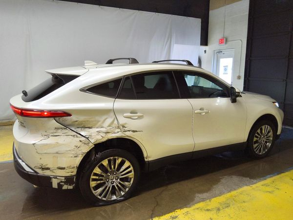 2022 TOYOTA VENZA