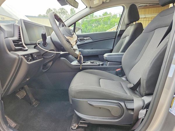 2025 KIA SPORTAGE LX
