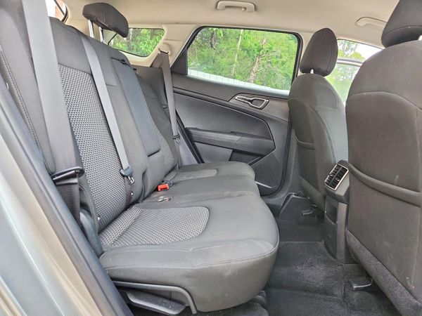 2025 KIA SPORTAGE LX