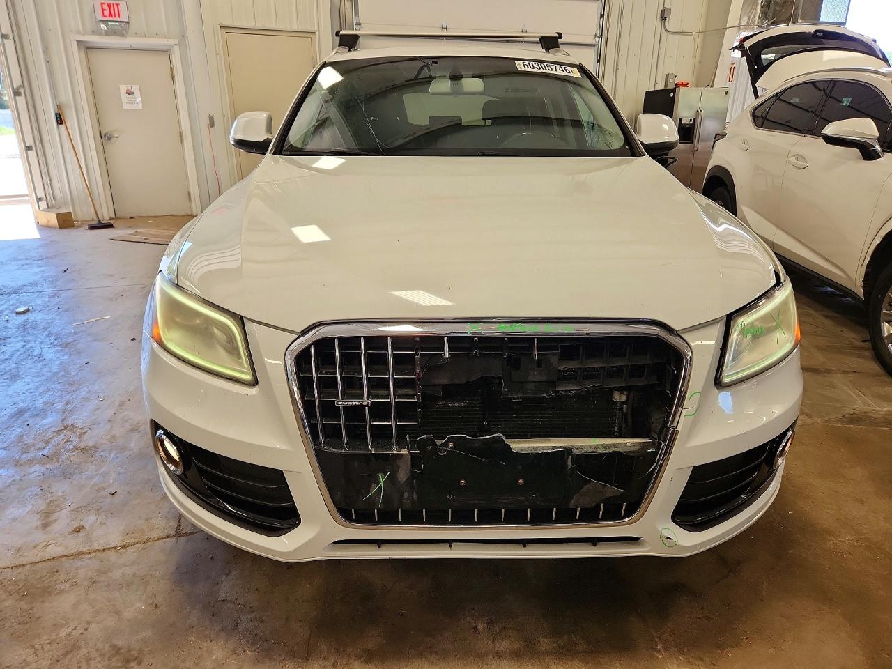 2013 AUDI Q5 Premium Hybrid