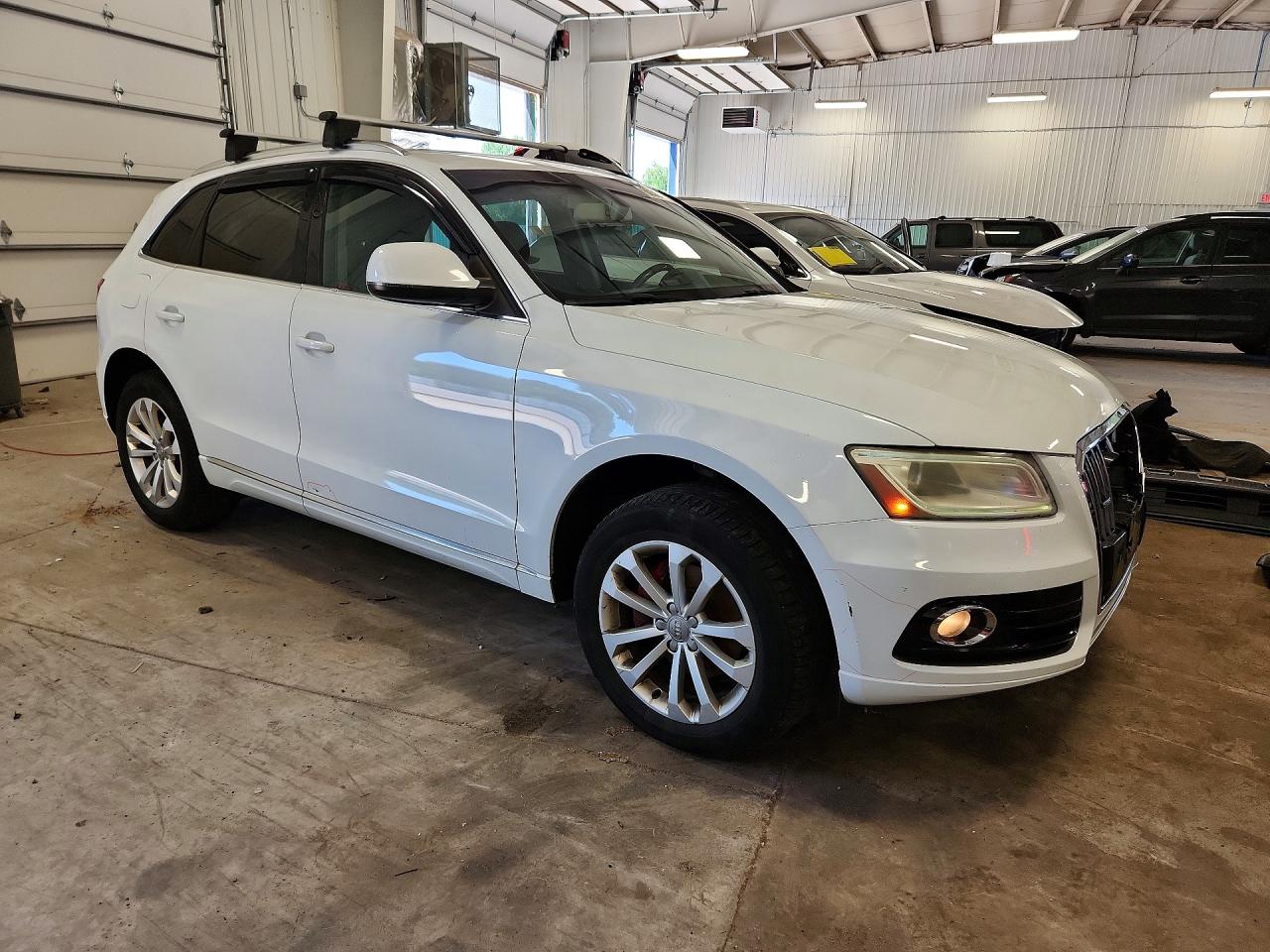 2013 AUDI Q5 Premium Hybrid