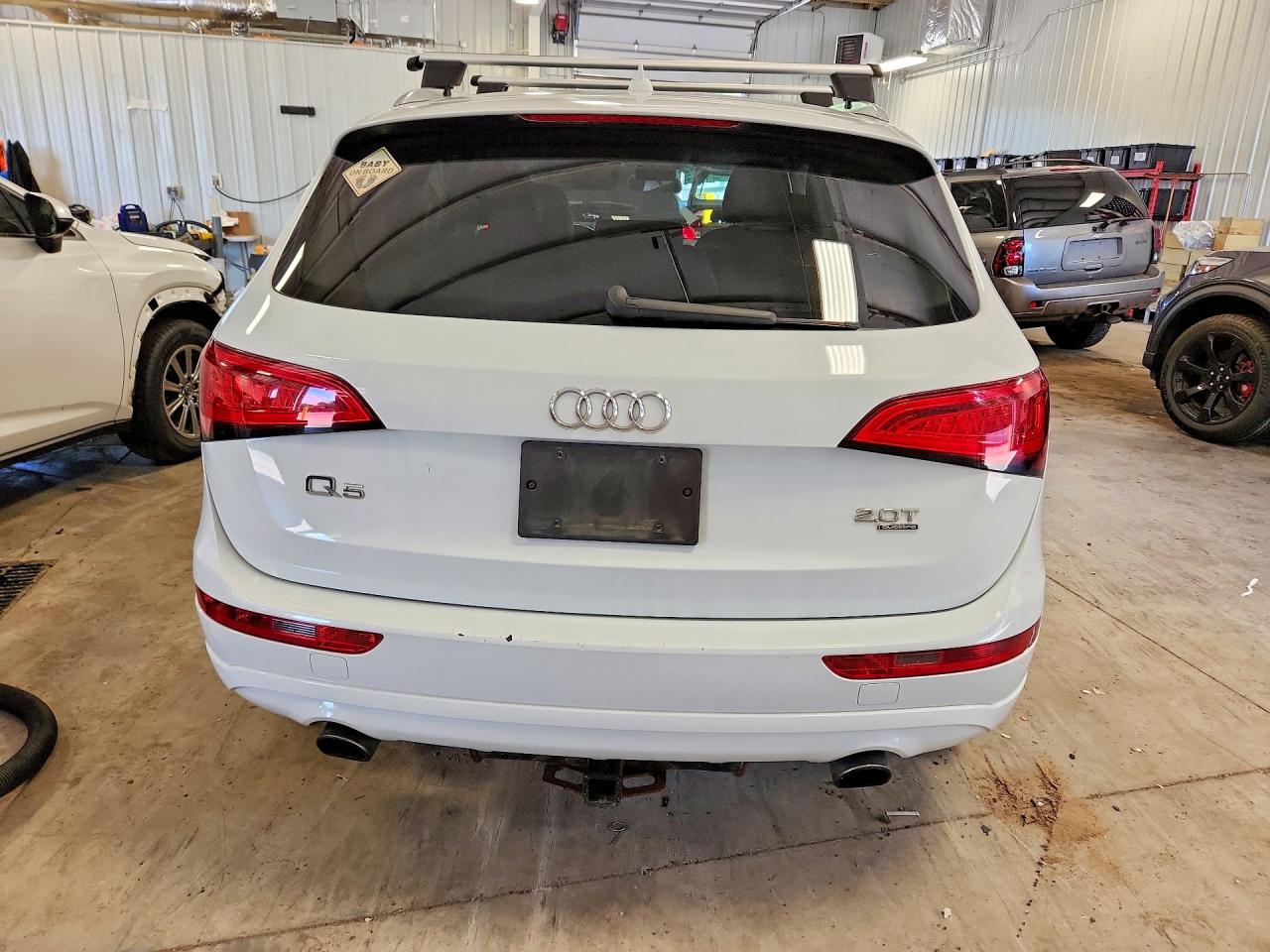 2013 AUDI Q5 Premium Hybrid