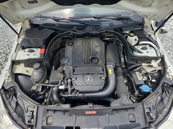 2012 MERCEDES-BENZ C C250