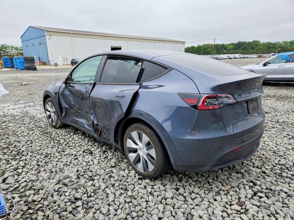 2020 TESLA MODEL Y