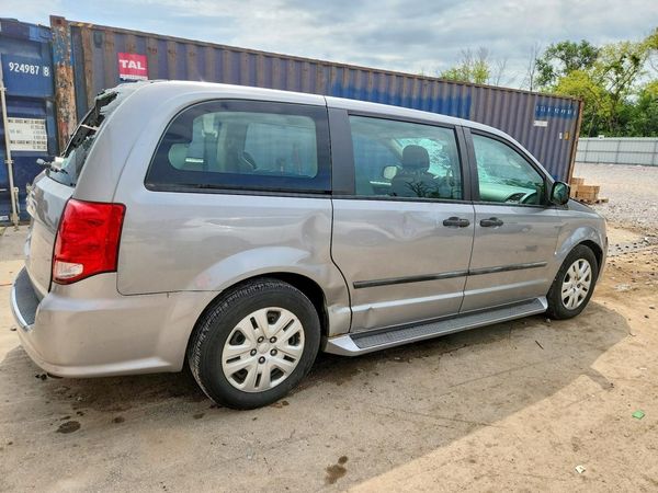 2014 DODGE GRAND CARAVAN SE