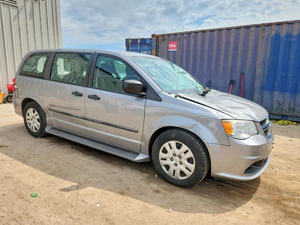 2014 DODGE GRAND CARAVAN SE