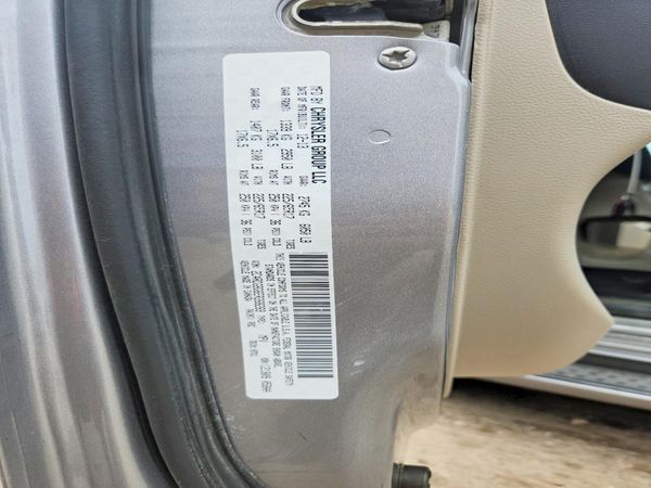 2014 DODGE GRAND CARAVAN SE