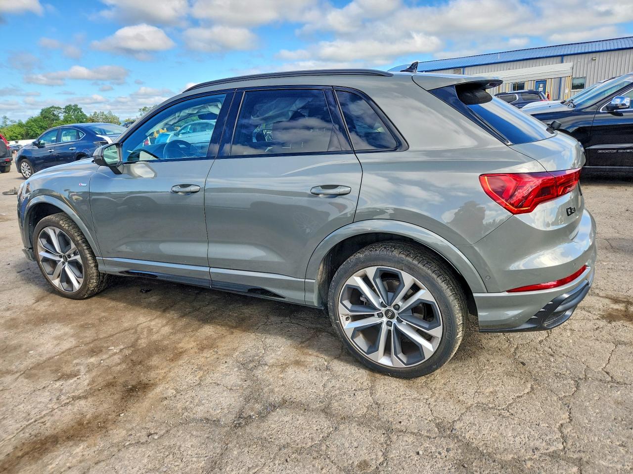 2021 AUDI Q3