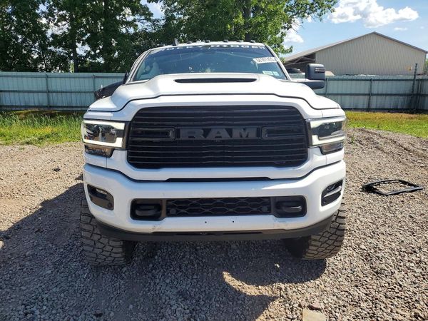 2023 RAM 3500 LARAMIE CREW CAB 4X4