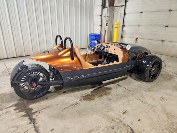 2022 VANDERHALL VENICE