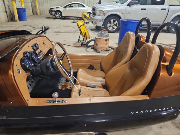 2022 VANDERHALL VENICE