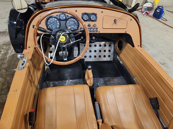 2022 VANDERHALL VENICE