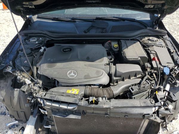 2019 MERCEDES-BENZ GLA GLA250