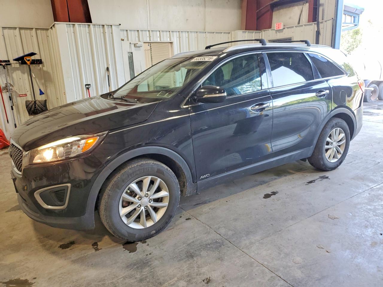 2016 KIA SORENTO L / LX