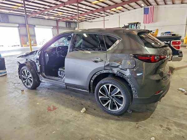 2022 MAZDA CX-5 Premium Package