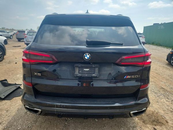 2022 BMW X5 M50i
