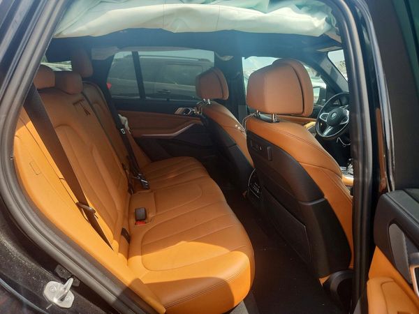 2022 BMW X5 M50i