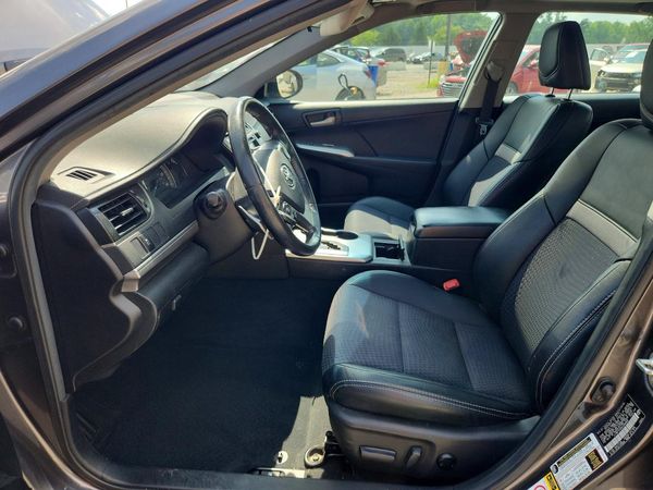 2014 TOYOTA CAMRY