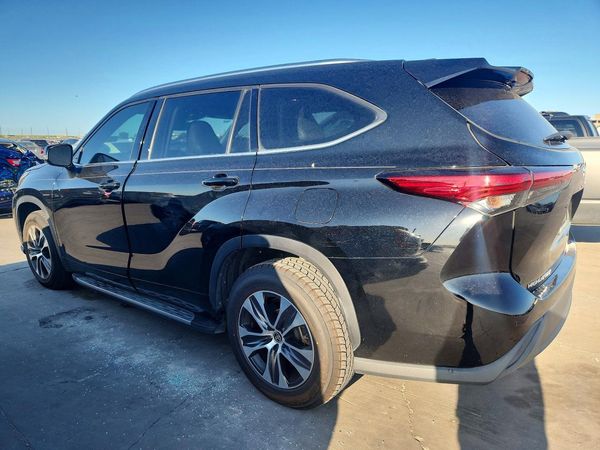 2021 TOYOTA HIGHLANDER