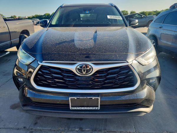 2021 TOYOTA HIGHLANDER