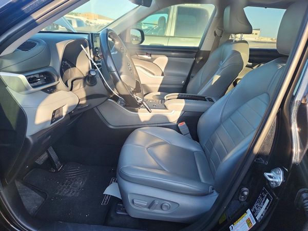 2021 TOYOTA HIGHLANDER