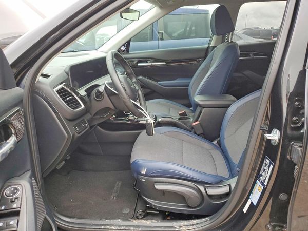2024 KIA SELTOS S, X-Line