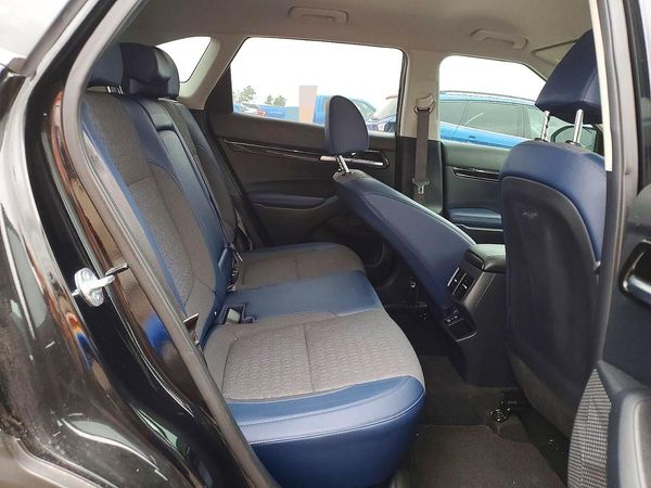 2024 KIA SELTOS S, X-Line