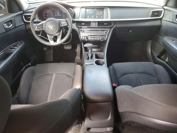 2019 KIA OPTIMA LX, S