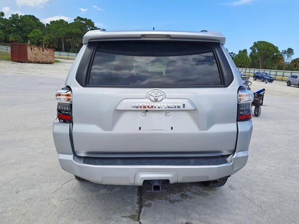 2023 TOYOTA 4RUNNER SR5 Prem