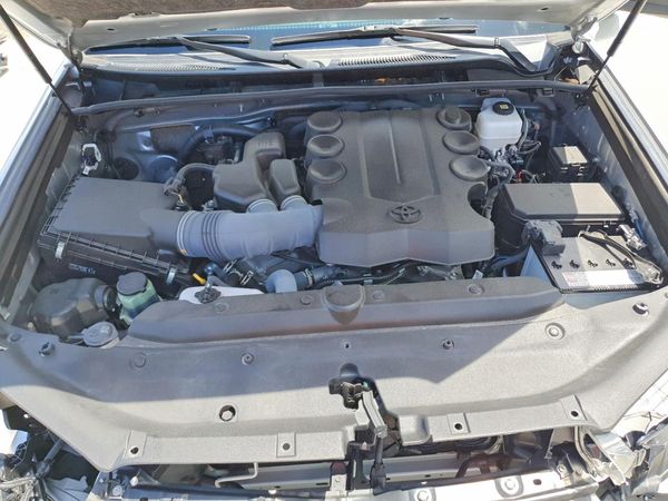 2023 TOYOTA 4RUNNER SR5 Prem