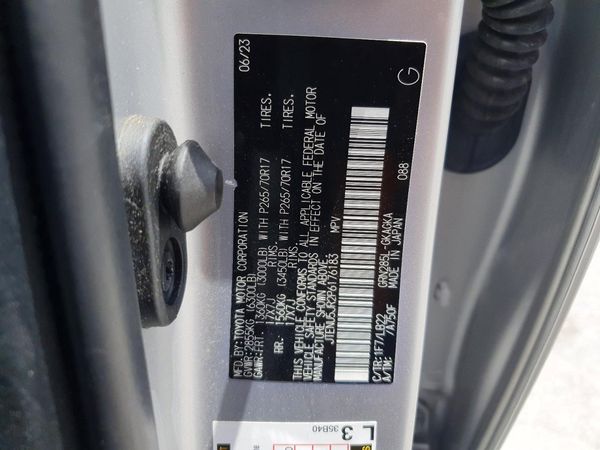 2023 TOYOTA 4RUNNER SR5 Prem